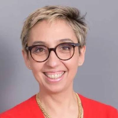 د. Olivia Fiori، اليونان