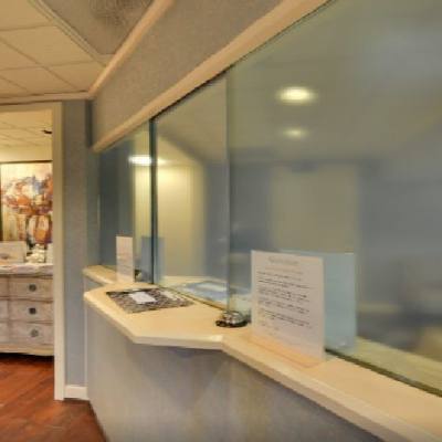 Nezhat Medical Center، الولايات المتحدة