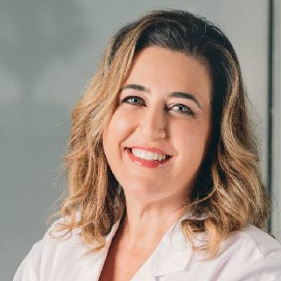 د. كارولين ألكسندر، الولايات المتحدة