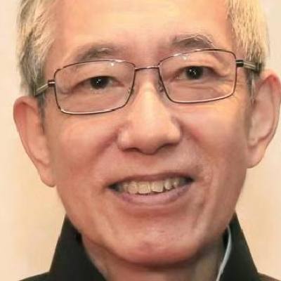 هونغ كونغ د. Edward P. L. Loong لونغ بينغ ليانغ