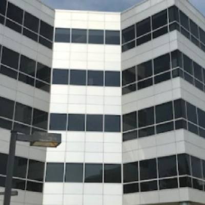 مركز Northwestern Medicine للخصوبة وطب الإنجاب، أوكبروك تيراس، الولايات المتحدة