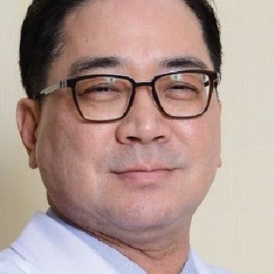 تايلاند، الدكتور بينيو هونساجاروبان Pinyo Hunsajarupan