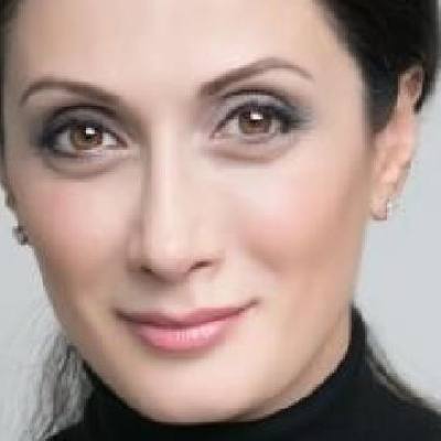د. ليا كازاريان، روسيا